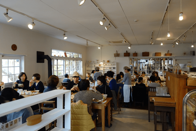 奈良 くるみの木 抜かりなきこだわり 伝説のカフェ 雑貨店 糸島ゲストハウス 前原宿ことのは